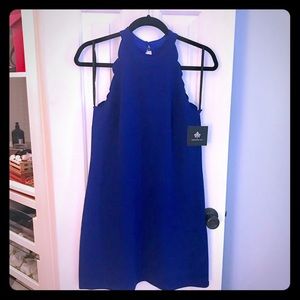 Fortune & Ivy Marina Scallop dress - size Medium